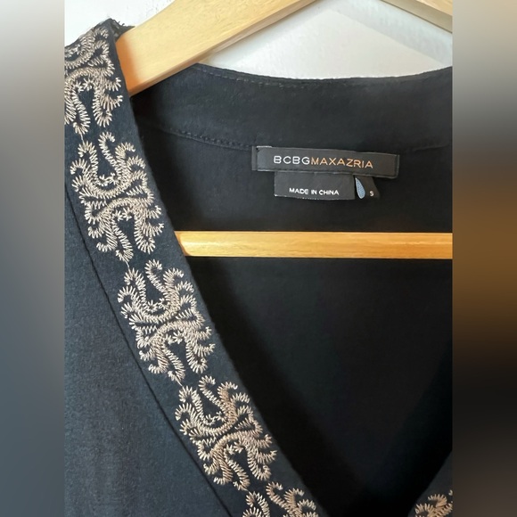 Vintage BCBG MaxAzria 90s embroidered tunic top women’s Small black and brown - Picture 7 of 8